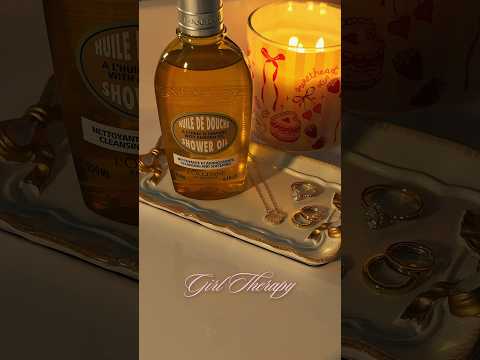 girl therapy with @l@loccitaneenprovencelmond shower oil 😍💖🫧 #loccitane #showerroutine #smellgood