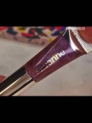 Glowies Ultra-shiny pearly lipgloss, non-stick that gives up to 24h comfort. This gorgeous lip gloss mini was free with my order. It has such a beautiful colour affect. Makes the lips look juicy and hydrated. @rabanne #rabannemakeup #rabannebeautylovers #advertising #glossy #beauty #rabanne @rabanne #Advertising #RabanneBeautyLovers #rabannemakeup #rabanne #unboxingvideo