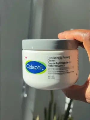 I added the Cetaphil Skin Activator to my body-care routine! I love the cream rich texture and I love how hydrated my skin feels after applying it. You can grab the Cetaphil Skin Activator on Amazon. Link in bio. @CetaphilCanada #CetaphilPartner, #gifted,#CetaSphere #skincareroutine #skincare