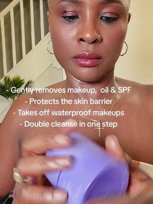I found that one cleanser that double cleanse, no more stripping of my skin barrier @Wonderskin 💋 #wonderskinuk #meltitbalm #doublecleanse #tiktokmademebuyit #cleansingbalm