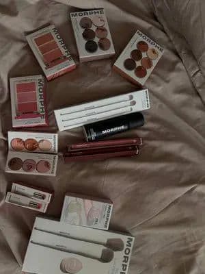 You feel embarrassed posting like an influencer until your dream brand sends you a PR package 🥹 @Morphe Cosmetics #mor