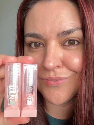 ✨ Gloss on in seconds 💋 The Maybelline Lifter Glaze Lip Balm makes it quick and effortless to get that juicy pout – with a smooth finish that feels as good as it looks 💄 I’ve been loving the shades Pink Drip (002) and Peach Quench (005) – both give that glossy lift that instantly elevates any look ✨ @MaybellineUK @Maybelline NY #AD #lorealistaruk #Maybelline #FinalStopGlazedMaybelline #glow_with_ania