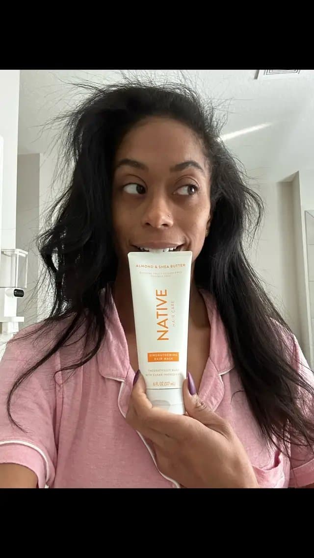 I love native products and this was when I hadn’t tried yet so I was eager to try it and once I applied it, left it on the little longer as always just to make sure it does steam moisture and the way it came out so soft and smooth and buttery once I applied a blower and didn’t really need to put much product after using this so I give this add to my routine. #complimentary #GiftedByNative #AlmondSheaButterHairMask @influenster @native