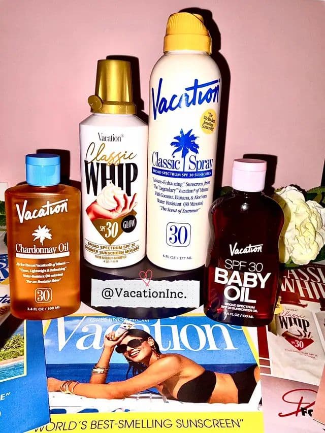 Thank you Vacationยฎ for the cutest summer package. This smells like sunscreen, nostalgia, and main character beach day energy. ๐ด๐ #VacationInc #VacationPR #Gifted #SmallCreator #UGCCreator @Vacation Inc.