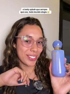 o top 1 das cheirosas ⭐️⭐️⭐️⭐️⭐️ #aurabeauty #cheirosa #tiktokshopbr #bodysplash #tiktokshopbr1010