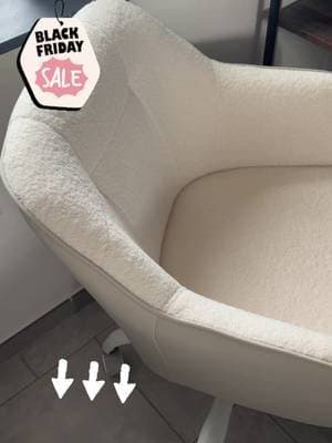 🔥 mon fauteuil de bureau @SONGMICS HOME FR est en promo pour le Black Friday ! Si tu veux booster ton confort sans te ruiner… c’est LE moment. Je l’utilise tous les jours j’en ai deux un rose et un bouclette beige ils sont parfait pour une coiffeuse ou un bureau Profite avant la fin des offres ! 👇 #TikTokShopBlackFriday #UnboxYourDeals #home #bureau #songmicshome