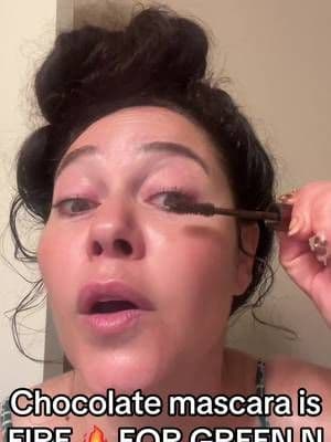 Must have for this time of year and catch that sale! #tiktokshopblackfriday #tiktokshopcreatorpicks #tiktokmademebuyit #holidayshopping #viralmascara @Too Faced