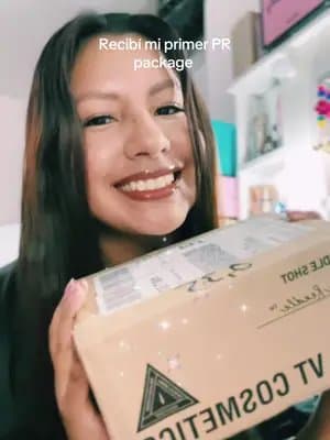 Mi primer PR, empecé a crear contenido el año pasado y en unos meses he logrado varias colaboraciones, pero no creí que me enviarían un PR 😭 @VT Cosmetics US @VT COSMETICS Influencers #vtcosmetics #pr #prpackage #skincare
