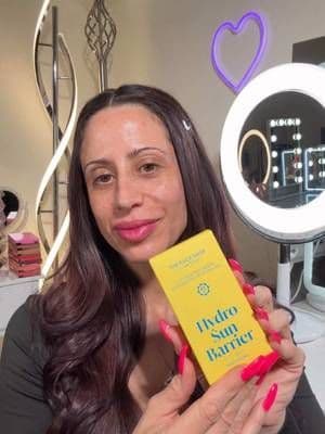 @The Face Shop US Hydro Sun Barrier 2-in-1 Moisturizer & Sunscreen is my holy grail right now! You MUST try this out! This has replaced my need for a separate moisturizer and sunscreen because this 2 in 1 gives me all of the benefits I need! I also love using this as a prep before applying makeup. #thefaceshop #koreansunscreen #koreanskincare #gifted
