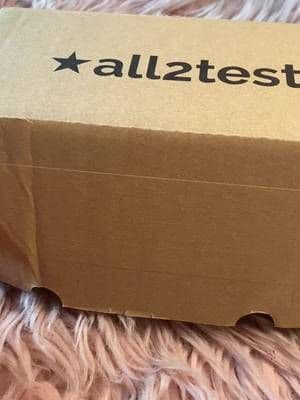 Unboxing ALL2TEST Neutrogena Retinol Boost Skincare box❤️ ➡️Inovativní anti age řada bojujici proti znamkam starnuti ❌👵🏼 ➡️Skincare rada od Neutrogeny obsahuje cisty retinol, ktery zrychluje produkci kolagenu a obnovu buněk na povrchu pokožky🧴👩🏻 ➡️ výtažek z myrty zvyšující účinnost retinolu🔝🧴 ➡️ kyselinu hyaluronovou. která pomáhá pleť hydratovat a vyplnit.🚰💉👩🏻 ➡️ Tato skincare řada od Neutrogeny obsahuje: 🧴🌞🌕Denní krém SPF 15 50 ml 🧴🌛🌙Noční krém, 50 ml 👀🧴Oční krém 15 ml 💉🧴 Serum 30 ml #all2test#neutrogena#neutrogenaczsk#RetinolBoost#kosmetika#pletovakosmetika#vrasky#plet#beauty#barterovaspoluprace#capcut#capcut_edit#capcutedit#unbox#unboxingvideo#unboxinghaul#ugc#ugccreator#ugccz#ugcczechia#ugcczech#barter#bartercollab#bartercollaboration#asmr#asmrsounds#asmrvideo#asmrtiktoks#collab#collaboration#for#you#foryoupage #foryou