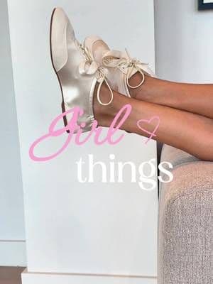 Si quieres comodidad, femineidad y comodidad estos zapatos tipo ballerina 🩰 son para ti! Son hermosos e ideales para estar cómoda pero con estilo los Amo !!! Cuál es tu color favorito ? 👇🏼 cuéntame #tiktokshop #fyp #shoes #ballerinas #vivaia