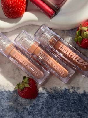 🍓✨ @Huda Beauty Lip Combo session Products used: • Faux Filler Extra Shine Lip Gloss – RichCealer • Faux Filler Extra Shine Lip Gloss – MidCealer • Faux Filler Extra Shine Lip Gloss – LightCealer • Lip Contour Stain – Rich Brown “A gloss so glossy it’s distracting” and honestly… they were right 😭✨ The RichCealer, MidCealer, and LightCealer combo gives the prettiest glossy nude lip with that smooth blurred finish. Paired with Rich Brown for the perfect sculpted lip combo 🤎 Shop my link for 20% off https://community.hudabeauty.com/s/jayr93___ #hudabeauties #hudabeauty #AD