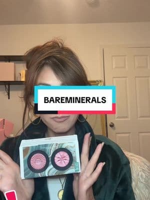 They are so beautiful so long lasting #TikTokShopFallForYouDeals#BAREMINERALS #TikTokShopBlackFridaySale #TikTokShopCreatorPics #TikTokShopSuperBrandDay @bareMinerals
