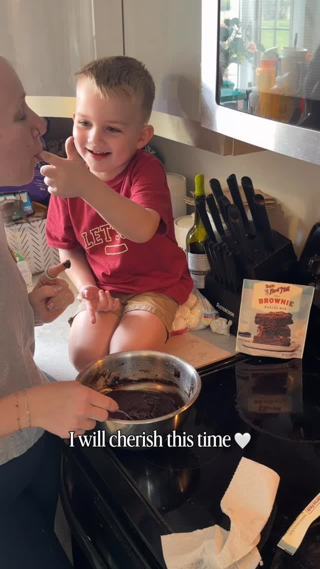 we went in for one thing… left with our new favorite baking night 🥹
these Bob’s Red Mill baking mixes at Kroger are off