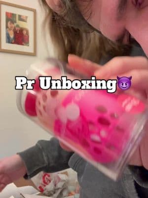 😂Unboxing some pr.💕Should we start!! @glint_us_official @vdl_us @sooryehan_us @Bumble and bumble. @Original Beautyblender @Color Wow Hair @LGbeauty #Unboxing #haul #pr #VDL #unboxinghaul #colorwow #HairGoals #NewYearNewMe #kbeauty #skincare #fyp #beautyblender #prunboxing #hairproducts #bumbleandbumble #influencer