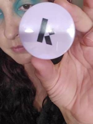 Obsessed with this Zari Eyes Eyeshadow from @Kulfi Beauty in the shade Disco Dreams. It is absolutely stunning. 😍 #duochrome #eyemakeup #tiktokshopmakeupfinds #makeuptest