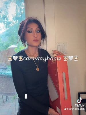 Introducing the brand new launch 🤍👩🏻🍳👨🏻🍳🤍👩🏻🍳🤍👨🏻🍳on TikTok, the caraway 10 inch sheet pan, easy meals, easy to clean high quality pots and pans @Caraway Home #c#carawayhomec#carawayF#FeaturedShopCreatort#tiktokshopbacktoschoolsalet#tiktokshopcreatorpics