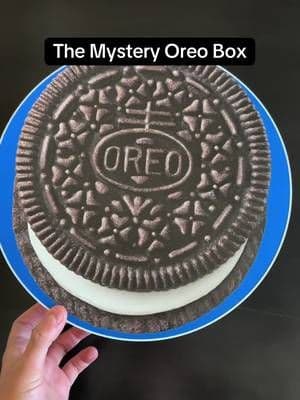 I guess I asked for it! The Oreo Mystery Box #giftedbyoreo #giftedbyreeses @OREO @Reeses