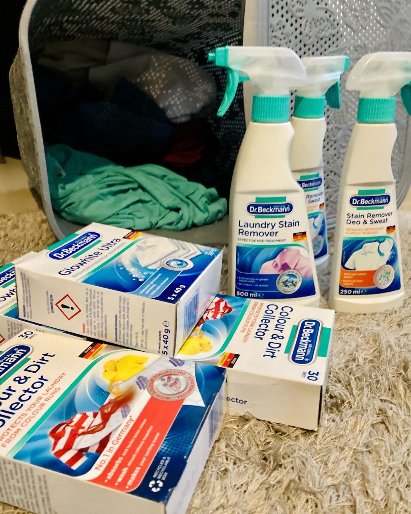 As a busy mom, juggling household chores and work can be exhausting. And let’s not forget the struggle of removing tough