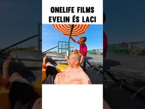 Itt találod a videót ⏬ #evelinéslaci #vicces #csúszda