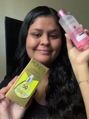 ¡El combo que no sabía que necesitaba para este verano! ☀️✨ En esta temporada los planes al aire libre no faltan, pero cuidar la piel es prioridad. Mi rutina infaltable incluye la loción dual Pond’s Bright Miracle para iluminar, unificar el tono y mantener la piel super hidratada, seguida del protector solar UV Miracle para proteger la cara de los rayos UV y evitar manchas por el sol. 💧🛡️ Piel radiante, protegida y lista para disfrutar cualquier plan de verano sin preocupaciones. ☀️ #PondsUltraLigero #Publicidad #PondsUltraLigeroFM @POND´s México @For_Me