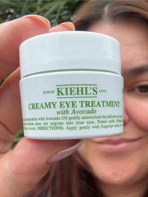 ✨ First pat, first reaction ✨ The moment I warmed up the Kiehl’s Creamy Eye Treatment with Avocado 🥑 between my fingers, I knew it was going to be a treat. The rich, buttery texture melts effortlessly into the skin, leaving my under-eyes instantly hydrated and refreshed ✨ It’s such a satisfying step - simple, soothing, and the perfect little burst of self-care 💚 @Kiehlsuki #AD #kiehls #skincare #lorealistaruk #KiehlsPerfectPat
