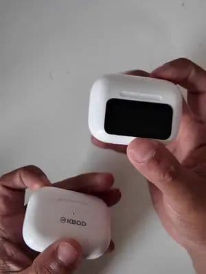 Y estos audífonos? #kikebarron #VamosTiktokShop #TiktokShopMx #ShopToker #Techtok #audifonos #airpods #oem #celular #iphone17 #applewatch