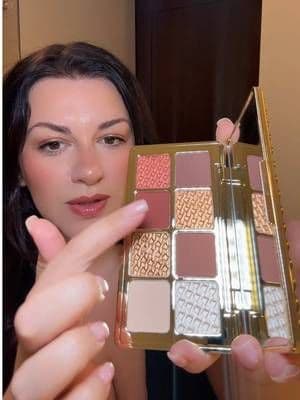 Obsessed with these eyeshadow pallets by the best @tarte cosmetics ! Take advantage of this amazing promo 4 pallets endless colors amazing shimmers for $46 🎉 #tartecosmetics #eyeshadowpalate #makeup #beautycreator #beauty #tiktokmademebuyit #fyp