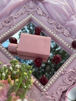 The new proposal from @Burberry A perfume that joins their most exquisite collection, created for a confident, feminine, and powerful woman✨💗 Burberry Her Parfum blends notes of cherry 🍒do and pear 🍐 , wrapped in the warmth of vanilla, creating a sweet, elegant scent with real presence A fragrance that doesn't go unnoticed💗 Available now at @Ulta Beauty 🧡 #BurberryHer #Perfume #gifted #perfumetiktok #fyp