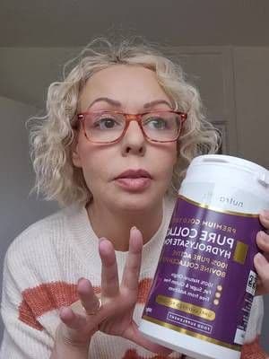 Who doesn't love a freebie 🤩🤩 grab yours while stocks last.... @NUTRAVITA UK #backtoit #dealdrops #TikTokMadeMeBuyIt #collagen