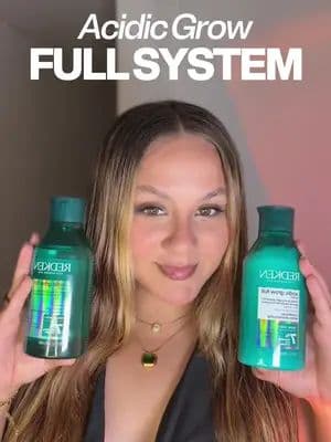 Compartiendo un poco de mis secretos para mis chicas de cabello fino y debilitado que buscan fuerza, cuerpo y resistencia 🩵 @Redken #agfsxlorealistar #lorealistarspain #redkenspain #publicidad #hair