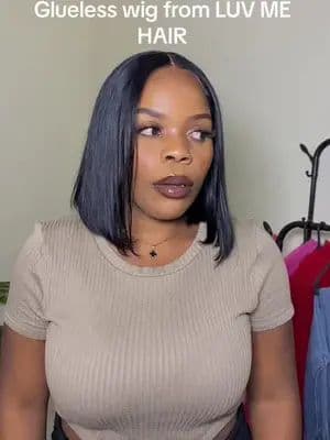 Gluless wig from @Luvmehair ZA use my discount code MITCHELLE10 and save some coins! . . . . . . #hairtok #gluelesswig #wiginstall #wiginfluencer #wigstyling #luvmehair #bobwig #foryou #explore