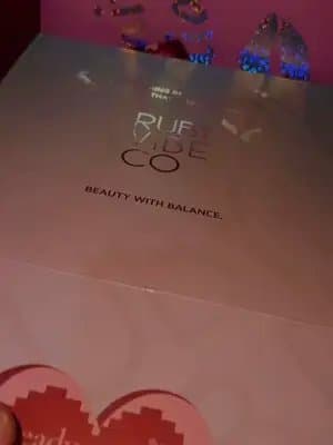 Probando mi nueva rutina de Ruby Vibe Co. 💖✨. 🌿 Skin Serenity Clarity Toner. 💧 Niacinamide Boost 14. ✨ Cica Clarify Balance Cream. #rubyvibecoambassador #rubyvibeco #pr #rutina #skincare @Ruby Vibe Co