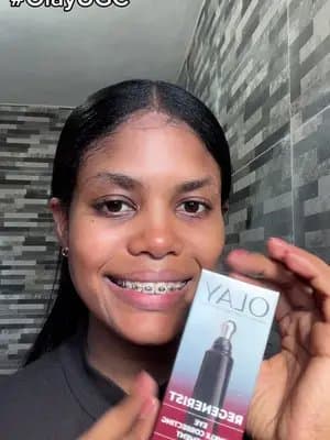 Primera ves usando el Olay Regenerist Eye Wrinkle Correcting Treatment. 💙✨ @Olay Skin Care Me encantó su textura ligera, lo fácil que se aplica y cómo se siente en el contorno de ojos. ¡Ya forma parte de mi rutina! 👀 #gifted #onlyolay #OlayUGC