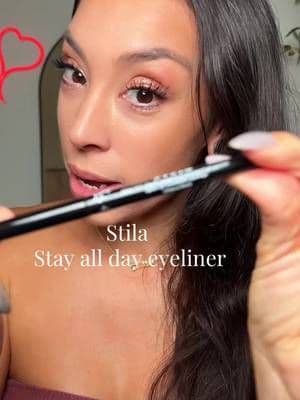 I LOVE me a good eyiner! And this one is FANTASTIC! Stila hasn’t missed yet with their makeup I needed a new eyeliner that stayed put so I am super excited for this one! #stilacosmetics #stilaeyeliner #waterproofeyeliner #ttsbeautybesties #tiktokshopcreatorpicks