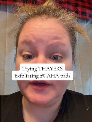 Trying THAYERS exfoliating 2% AHA pads on my skin. @Thayers @thayersambassador #ThayersAmbassador #Thayers #Pads #skincare #giftedbythayers