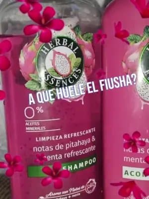 Encontré el aroma del color fiusha! 💕🌸 La línea Pitahaya & Menta de Herbal Essences es TODO lo que necesitas para lucir un cabello limpio e hidratado. 💆♀️✨ Su perfume para cabello es mi parte favorita porque se activa con el movimiento de tu cabello durante todo el día. 💫 ¿Te animas a probar la rutina completa? 🔥 #HerbalEssencesMexico #Publicidad #VibrasFrescuraFM @Herbal Essences México @For_Me