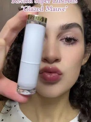Revlon super Lustrous 💄💋 @REVLON #revlon #publicidad #superlustrous #labiales #gloss