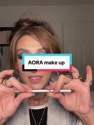 Long lasting alcohol, free formula blend bowl, creamy eyeliner, pencil, dramatic wings, or a soft every day look love it #AORAMakeUp #AORAMexico #PlasticFreeMakeUp #TikTokShopDeals #EyelinerPencil @Aora Makeup US