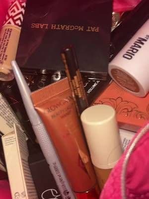Other than a full eyeshadow palette, I am good to go. Need to add some hairbrush. That is all I think I am missing if I am missing anything else let me know. #CharlotteTilbury #HairTools #HoodBeauty #MiniMakeup #MiniSkinCare #MiniMakeupBag #What’sInMyMiniMakeUpBag #MiniSkinCareMiniHairCare #MiniHairCare #MiniSkinCare #MiniBodyCare #MiniMakeup #TikTok #TikTokShop #Like #Follow #Share #Subscribe #Comment #MakeupBag #CarMakeupBag