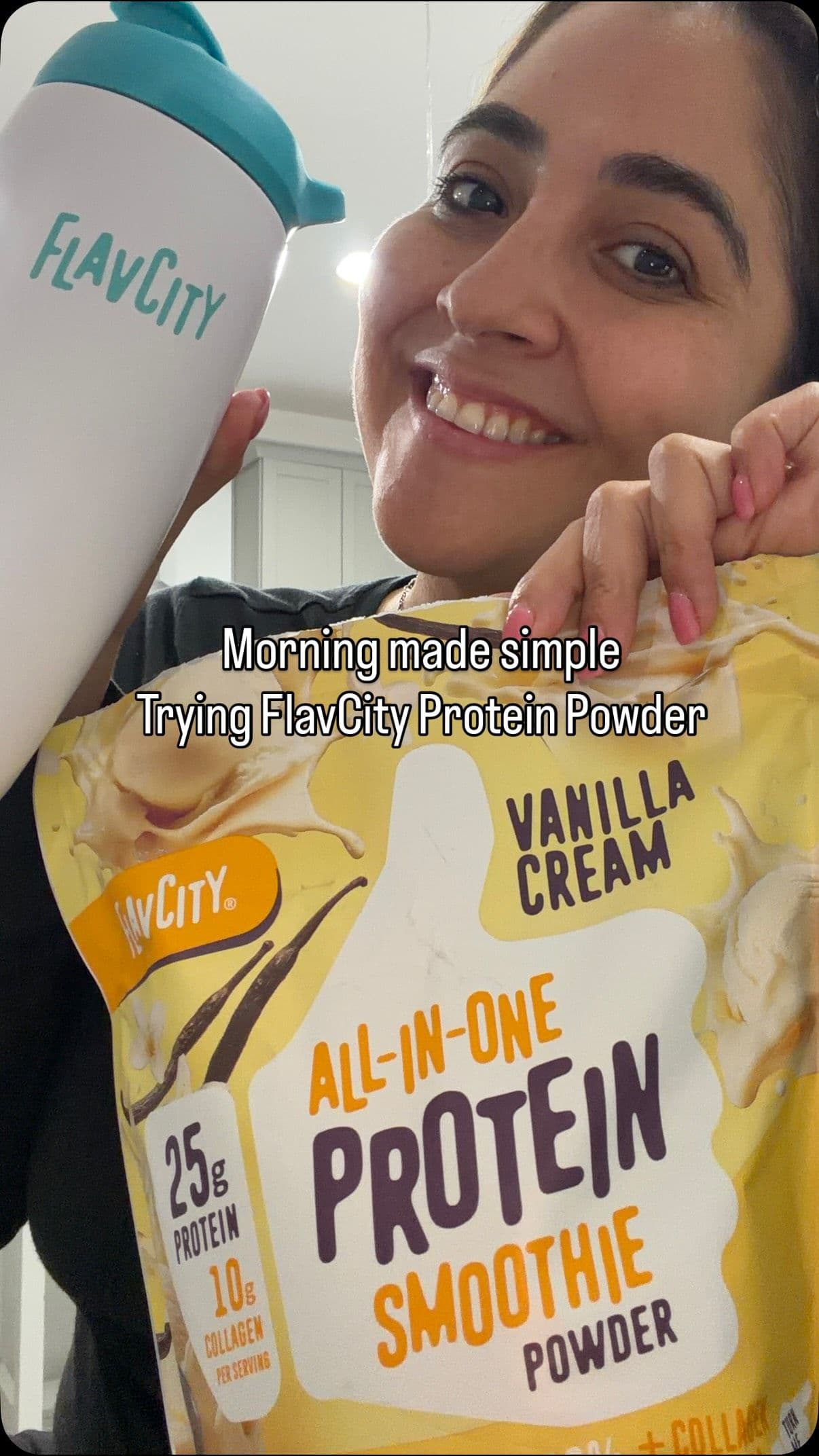 gifted by FlavCity
FAST AND EASY: No mess, no hassle! Combine one scoop of protein smoothie powder with water or your