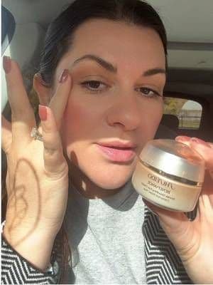 gifted by Shiseido Brighter & Hydrated eyes ! Such an amazing eye cream! Hello Smoother and hydrated eyes 🤍 @shiseido #giftedbyshiseido #benefiance #shisheido #eyecream #contentcreator