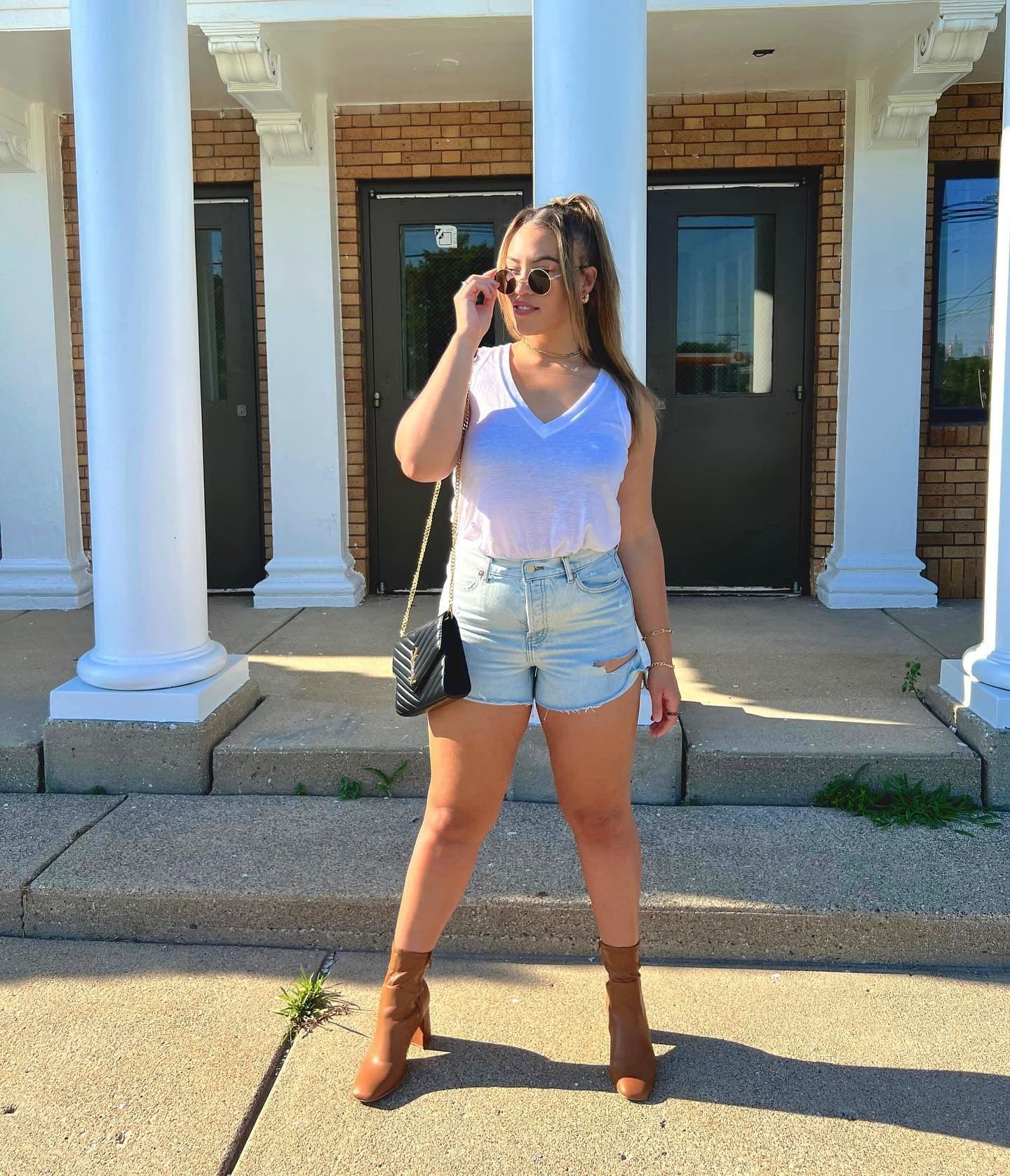 Stop & Stare @express
#expresspartner #expressyou #july2022 #ad #sponsored