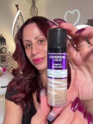 I am LOVING @COVERGIRL Simply Ageless 3 in 1 foundation! #covergirl #easybreezybeautiful #gifted #simplyageless