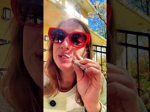 This lip plumper transforms desert lips into duck lips in under a minute #beautytips #lipplumper