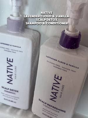 Me encantó este dúo de shampoo y acondicionador. Dejo mi cabello limpio , suave e hidratado sin sentirse pesado. El aroma a lavanda y vainilla es muy agradable y deja una sensación de frescura en el cuero cabelludo. Definitivamente lo volvería a comprar ! #complimentary #GiftedByNative #LavenderVanillaScalpDetox @influenster @Native