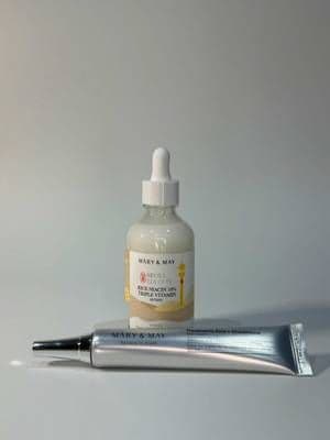 ✨ Meet my new skincare favourites from the Korean brand Mary & May! ✨ I’m thrilled to introduce these two products: the Rice Niacin 10% Triple Vitamin Serum and the Tranexamic Acid + Glutathione Eye Cream. 🌟 First impressions? The packaging is stunning – sleek and elegant, giving a real posh feel. Both products have amazing textures, and I’m so excited to dive deeper into their benefits. With powerhouse ingredients like niacinamide, panthenol, and glutathione, they’re designed to brighten and hydrate for that glass-skin glow we all dream of. 💛 You can grab them on YesStyle, and don’t forget to use my code SAFJB5OF for a discount! I can’t wait to test these beauties further and share a detailed review with you all soon. Stay tuned! @Mary&May Official @YesStyle #lovemarynmay #marynmay #riceserum #glutathioneeyecream #glassskin #yesstyle #yesstyleinfluencers #kbeauty #Gifted #Ad
