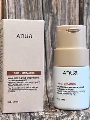แIแแด แดแZYแฐแด แแชแดแฉแSIแG แญOแฏแชแดแ by @anua_global This ๐๐ซ๐๐ ๐ซ๐๐ง๐๐-๐๐ซ๐๐ cleansing powder contains gentle ingredients so that it is ๐ฌ๐ฎ๐ข๐ญ๐๐๐ฅ๐ ๐๐จ๐ซ ๐๐ฅ๐ฅ ๐ฌ๐ค๐ข๐ง ๐ญ๐ฒ๐ฉ๐๐ฌ including sensitive skin.ย It contains a complex including ๐๐ข๐๐ ๐๐ฑ๐ญ๐ซ๐๐๐ญ, ๐๐ซ๐๐ฎ๐ญ๐ข๐ง and ๐๐๐ฉ๐๐ข๐ง to help with dull uneven skin tone. ๐๐๐๐ญ๐ข๐ ๐๐๐ข๐ that exfoliates the skinโs surface with mild AHAs. ๐๐ฅ๐ฒ๐๐๐ซ๐ข๐ง, ๐๐ฅ๐ฅ๐๐ง๐ญ๐จ๐ข๐ง ๐๐ง๐ ๐๐๐ซ๐๐ฆ๐ข๐๐๐ฌ that soothe, hydrate and protect the skin. ๐๐จ๐ฐ ๐ญ๐จ ๐ฎ๐ฌ๐: 1. Put the rice powder wash and water in a 1:1 ratio into the bowl and mix 2. Apply mask on face 3. Leave it on for 1 minute 4. Rub it gently to remove dead skin cells 5. Wash it off with water @ANUA Skincare #microinfluencere #ricemask #ricemarshmallowย #viralbeautyproducts #viralskincare #skincarerecommendations #microinfluencer #ugc #collaborazione #nanoinfluencer #collabs #contentcreator #amazon #giftedby #tester #prodottoofferto #brandambassador #suppliedby #ad #beautyinfluencer #rewiever