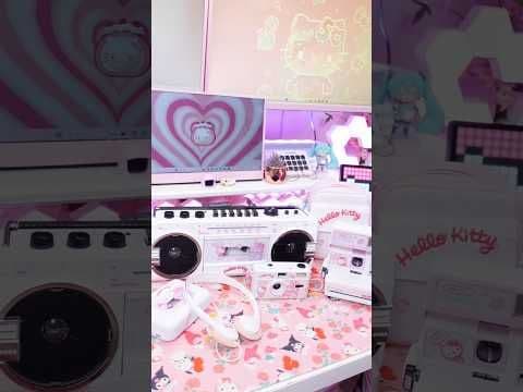 Unboxing The New Hello Kitty Boombox From @retrospekt_ β€οΈ #sanrio #hellokitty #boombox #retro