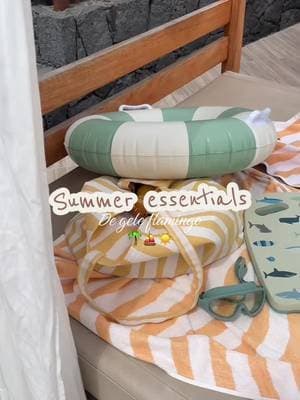 Onze summer essentials van @De Gele Flamingo om je vakantie onvergetelijk te maken! 🌴⛵️☀️ #momtok #summeressentials #degeleflamingo #vacation #gifted